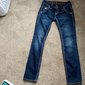 Rock revival - Adele straight leg